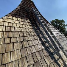 Cedar-Shake-Roof-Wash-in-Vancouver-WA 7